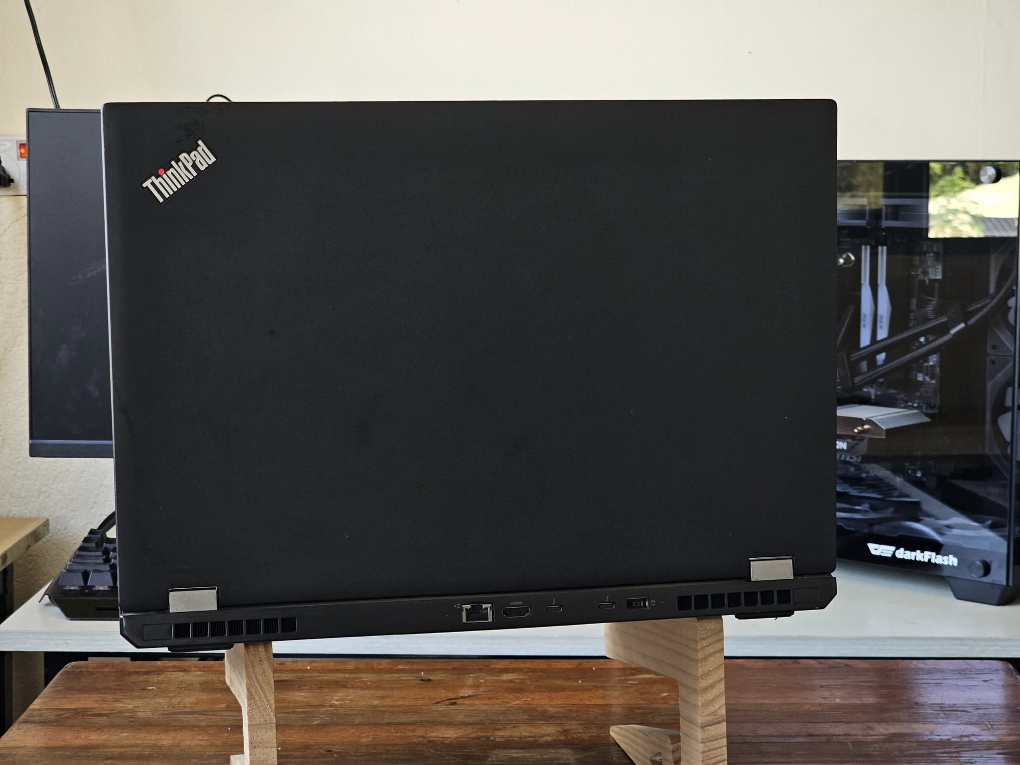 ThinkPad P52 Side View